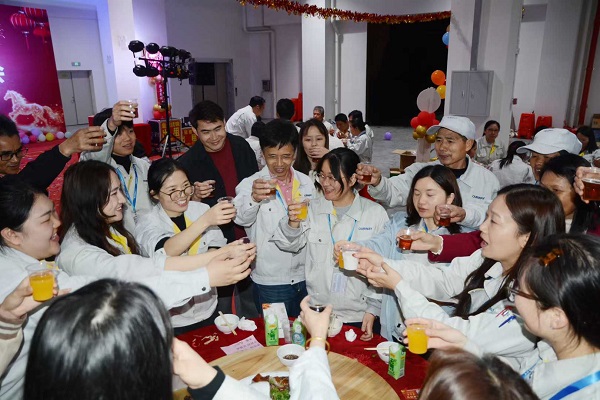03.jpg